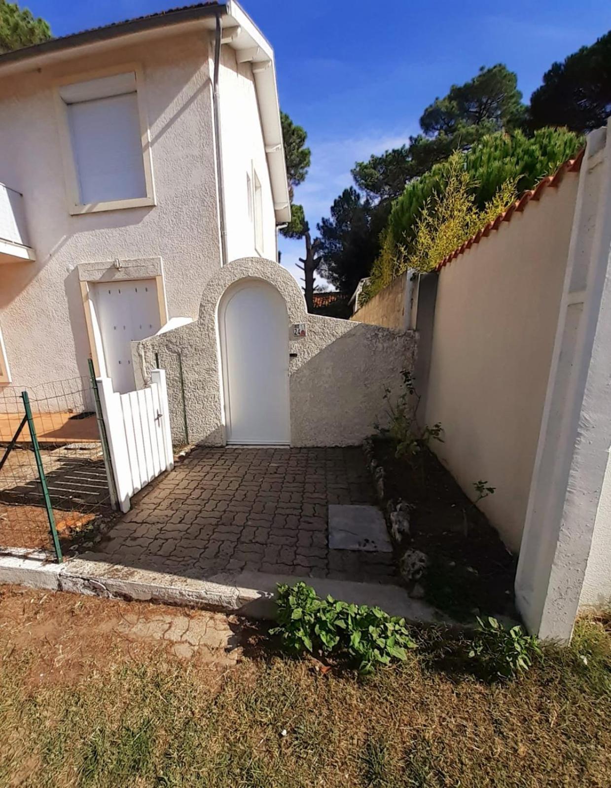 A 2 Pas De La Plage De La Vallieres Saint-Georges-de-Didonne Exterior photo